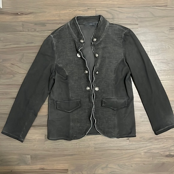Tempo Paris Jackets & Blazers - Tempo Paris light weight  jacket. Size Medium